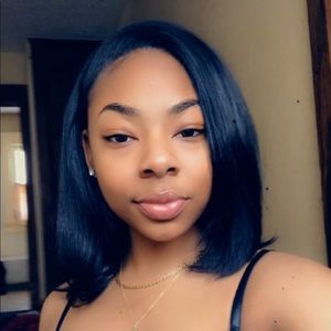 Meet your Posher, Jade